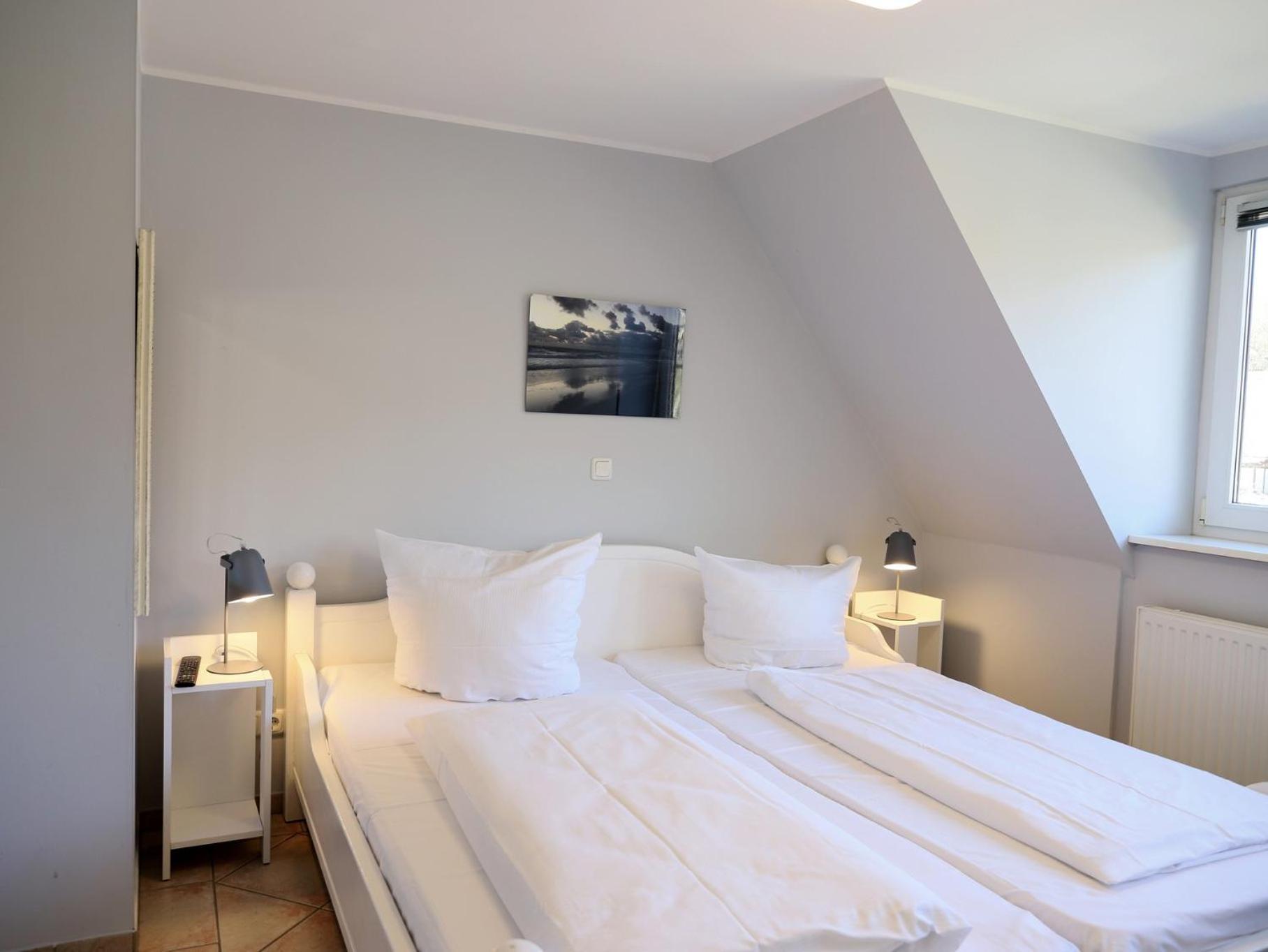 Geschmackvoll Eingerichtete Ferienwohnung Fuer 2 Personen, Verspricht Entspannung Pur. Вестерланд Экстерьер фото